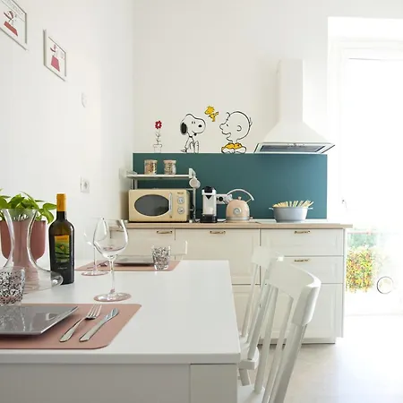 Isola Dei Racconti - - * Кальяри